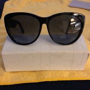 Doir woman’s sunglasses